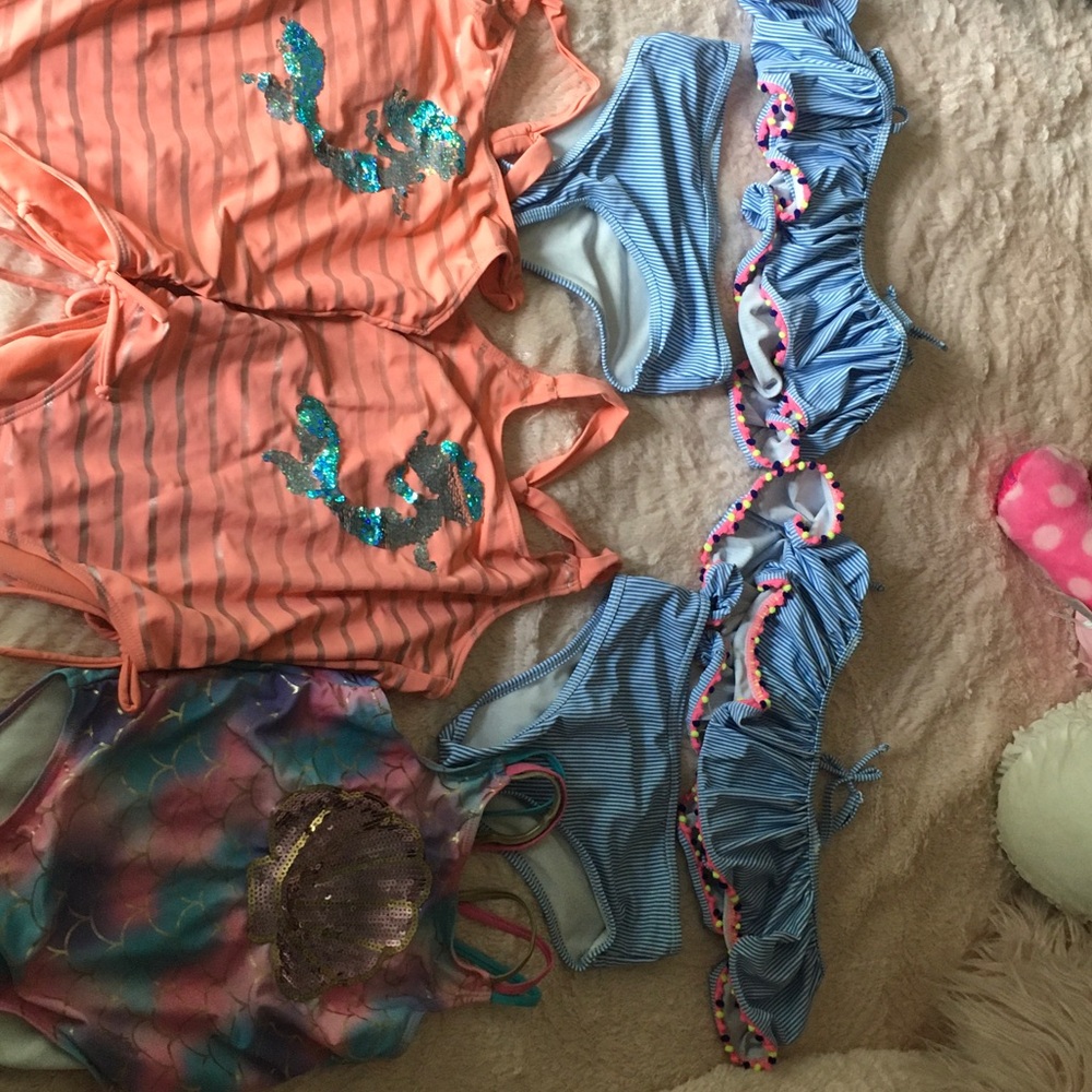 Girls swimsuits - 5 total